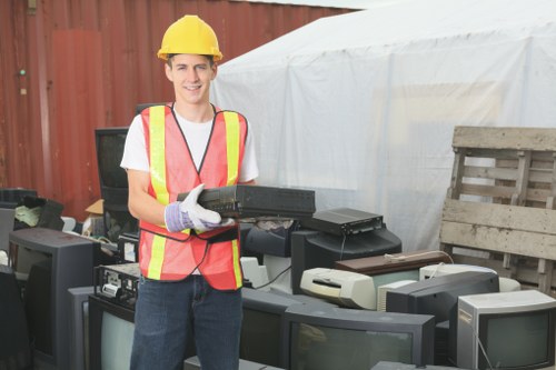 Benefits of using a house clearance service